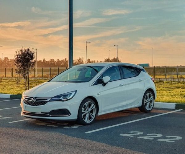 youssef-d-DkGUn0Y1VzA-unsplash